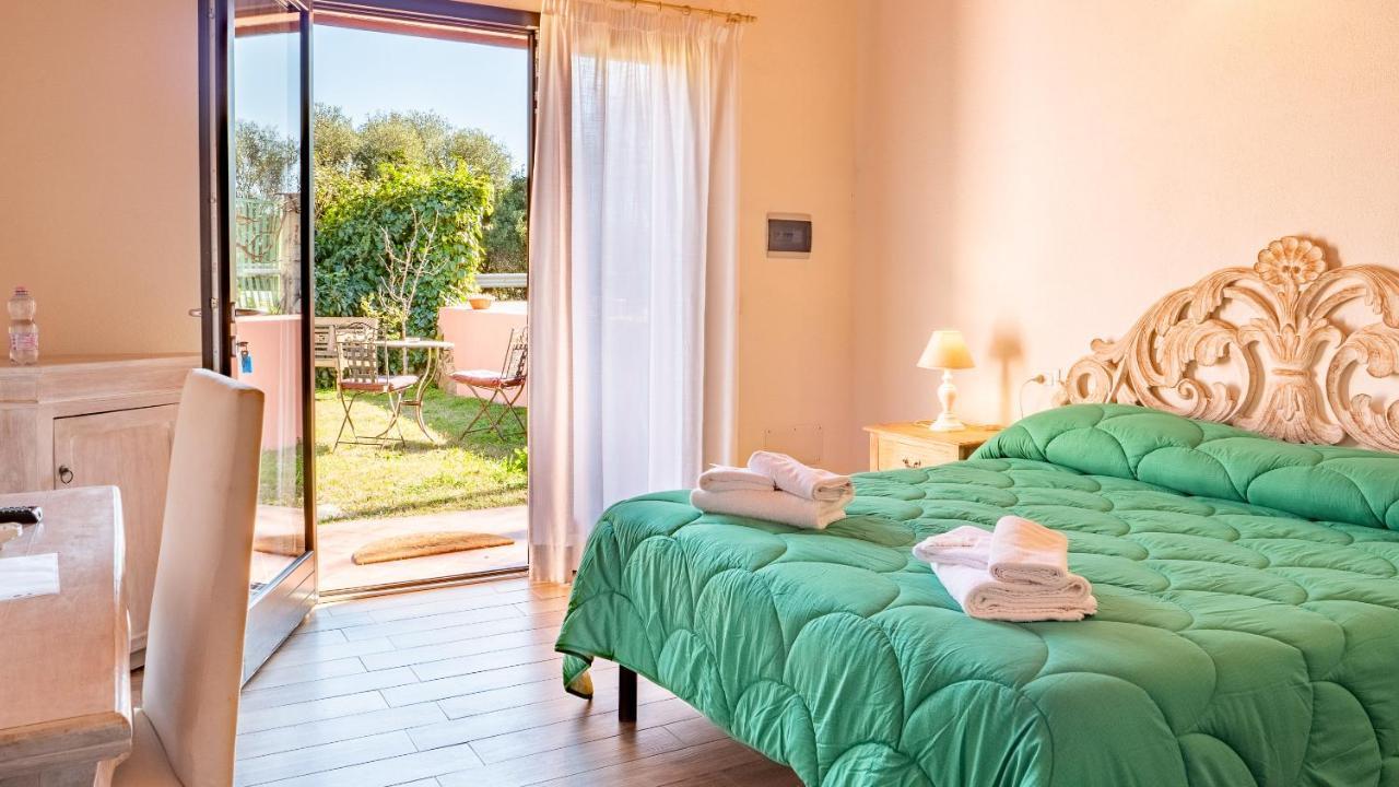 Quadrifoglio Affittacamere San Teodoro  Ngoại thất bức ảnh